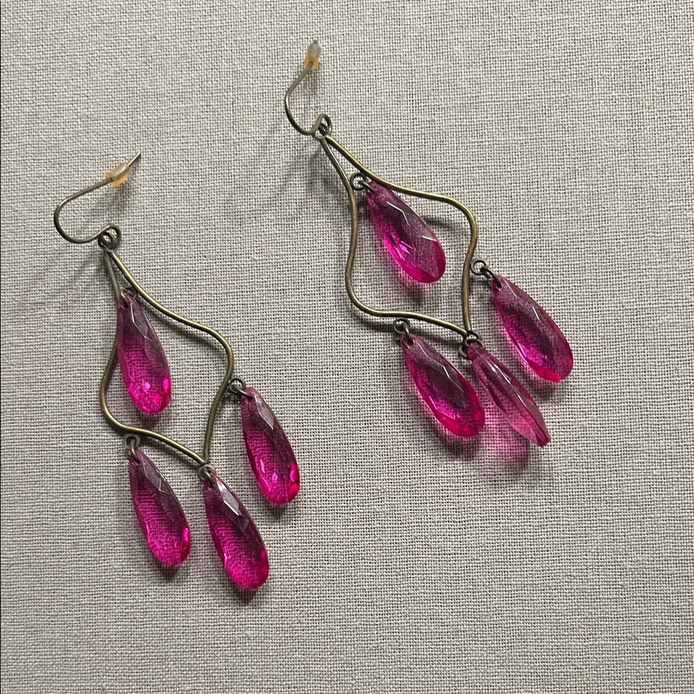 Elegant Pink Teardrop Earrings